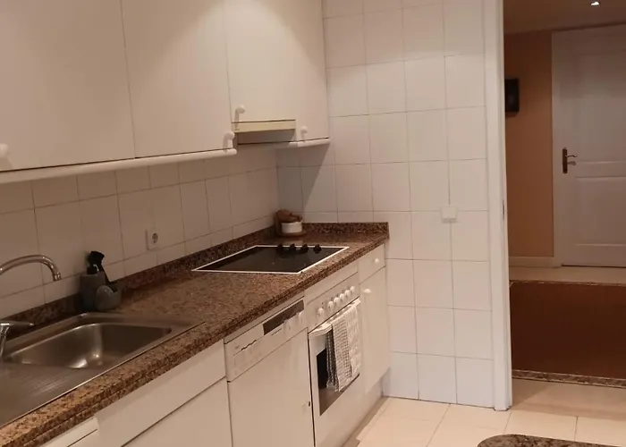 Apartament Elegancia Y Comodidad En Avenidas Novas 140 M2 De Dos 2 Cuartos Bano , 4 Personas , Parking Opcional Lizbona