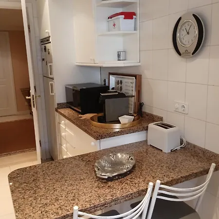 Διαμέρισμα Elegancia Y Comodidad En Avenidas Novas 140 M2 De Dos 2 Cuartos Bano , 4 Personas , Parking Opcional