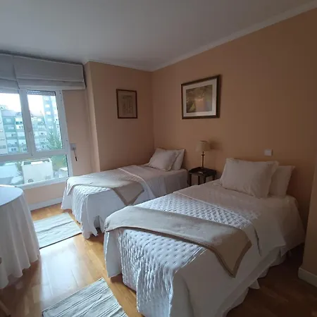 Appartement Elegancia Y Comodidad En Avenidas Novas 140 M2 De Dos 2 Cuartos Bano , 4 Personas , Parking Opcional Lisboa