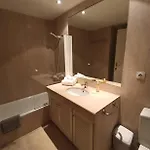 Elegancia Y Comodidad En Avenidas Novas 140 M2 De Dos 2 Cuartos Bano , 4 Personas , Parking Opcional * Lisboa