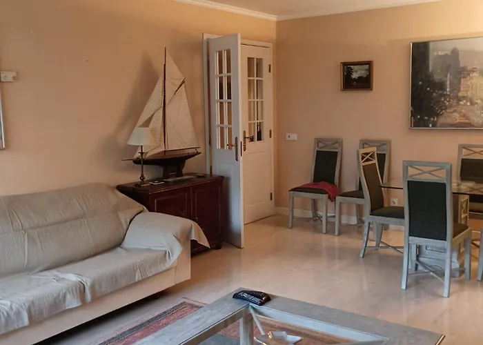 Elegancia Y Comodidad En Avenidas Novas 140 M2 De Dos 2 Cuartos Bano , 4 Personas * Lisboa
